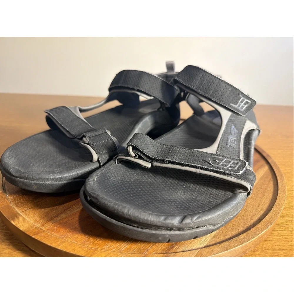Teva Minam Hiking Sandals Mens Size 10 Black Outdoor Trail Walking Sandals